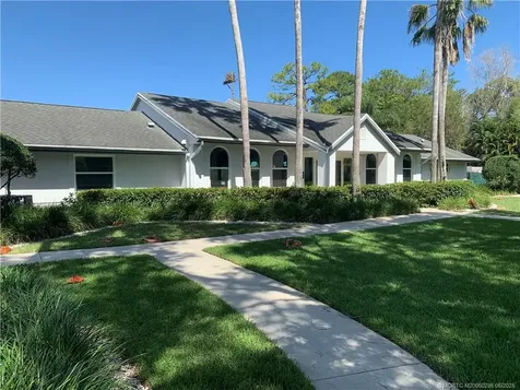 2516 SE Anchorage Port St Lucie FL 34952