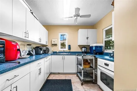 2516 SE Anchorage Port St Lucie FL 34952