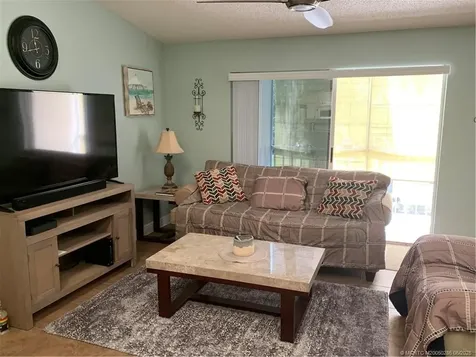 2516 SE Anchorage Port St Lucie FL 34952