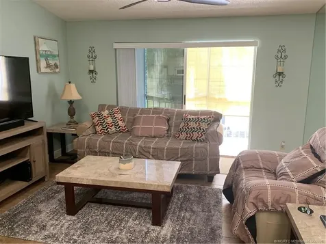 2516 SE Anchorage Port St Lucie FL 34952