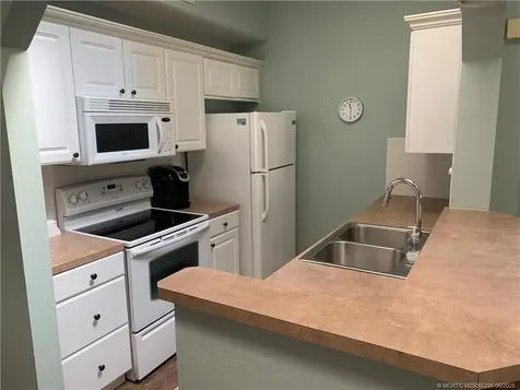 2516 SE Anchorage Port St Lucie FL 34952