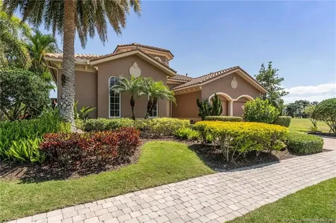 110 SE San Fratello Port St Lucie FL 34984