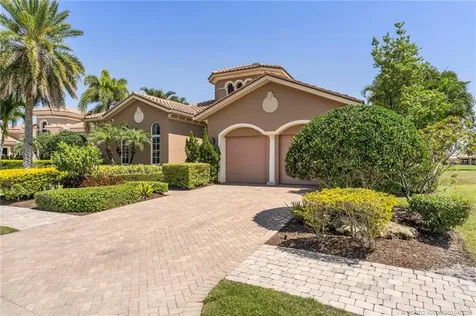 110 SE San Fratello Port St Lucie FL 34984