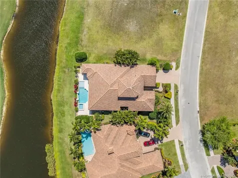 110 SE San Fratello Port St Lucie FL 34984