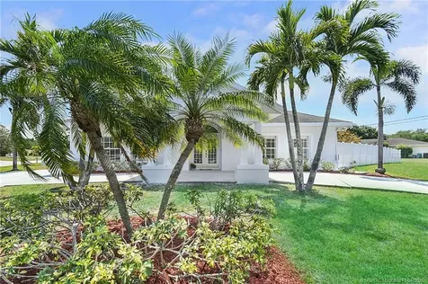 2206 SE Adobe Street Port St Lucie FL 34952