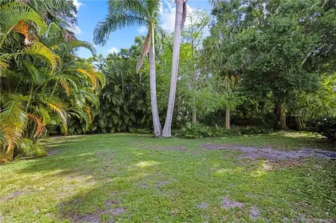 1923 NW 22nd Street Stuart FL 34994