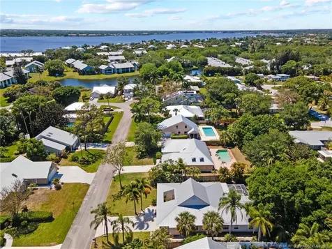 1923 NW 22nd Street Stuart FL 34994