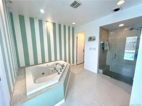 880 SE Degan Drive Port St Lucie FL 34983