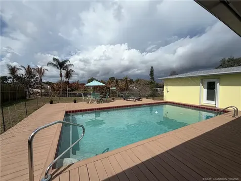 880 SE Degan Drive Port St Lucie FL 34983