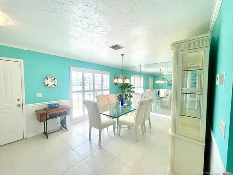 880 SE Degan Drive Port St Lucie FL 34983