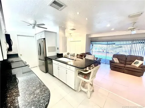 880 SE Degan Drive Port St Lucie FL 34983