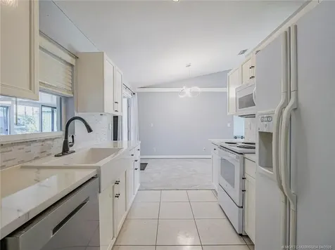 17950 44th Place N Loxahatchee FL 33470