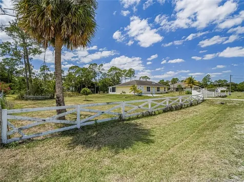 17950 44th Place N Loxahatchee FL 33470