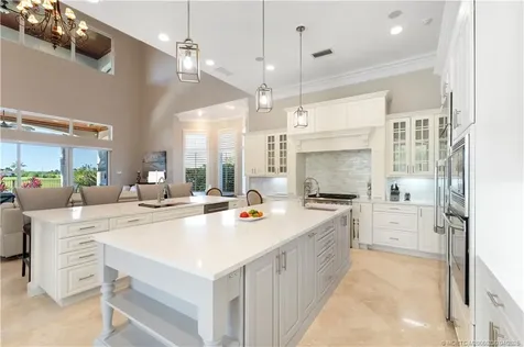 173 SE Rio Angelica Port St Lucie FL 34984