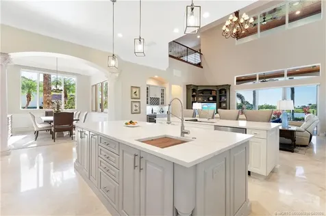 173 SE Rio Angelica Port St Lucie FL 34984