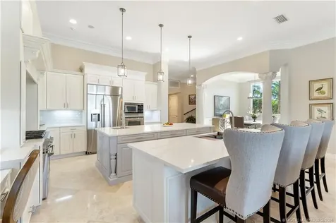 173 SE Rio Angelica Port St Lucie FL 34984