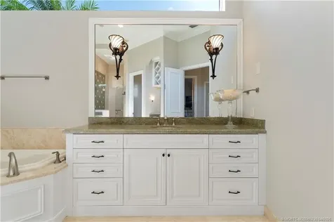 173 SE Rio Angelica Port St Lucie FL 34984