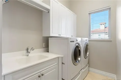 173 SE Rio Angelica Port St Lucie FL 34984