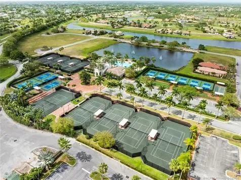 173 SE Rio Angelica Port St Lucie FL 34984