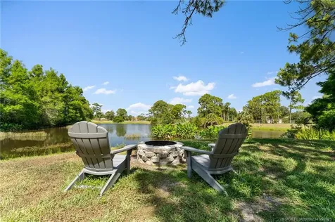 1348 SW Cottonwood Cove Port St Lucie FL 34986