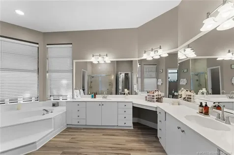 1348 SW Cottonwood Cove Port St Lucie FL 34986