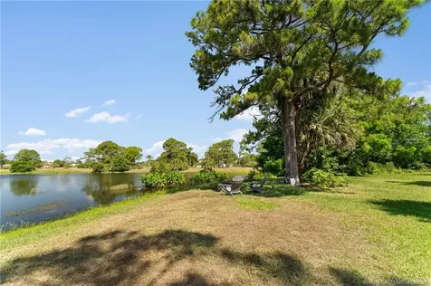 1348 SW Cottonwood Cove Port St Lucie FL 34986