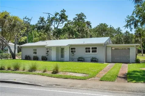 109 N Sewalls Point Road Stuart FL 34996