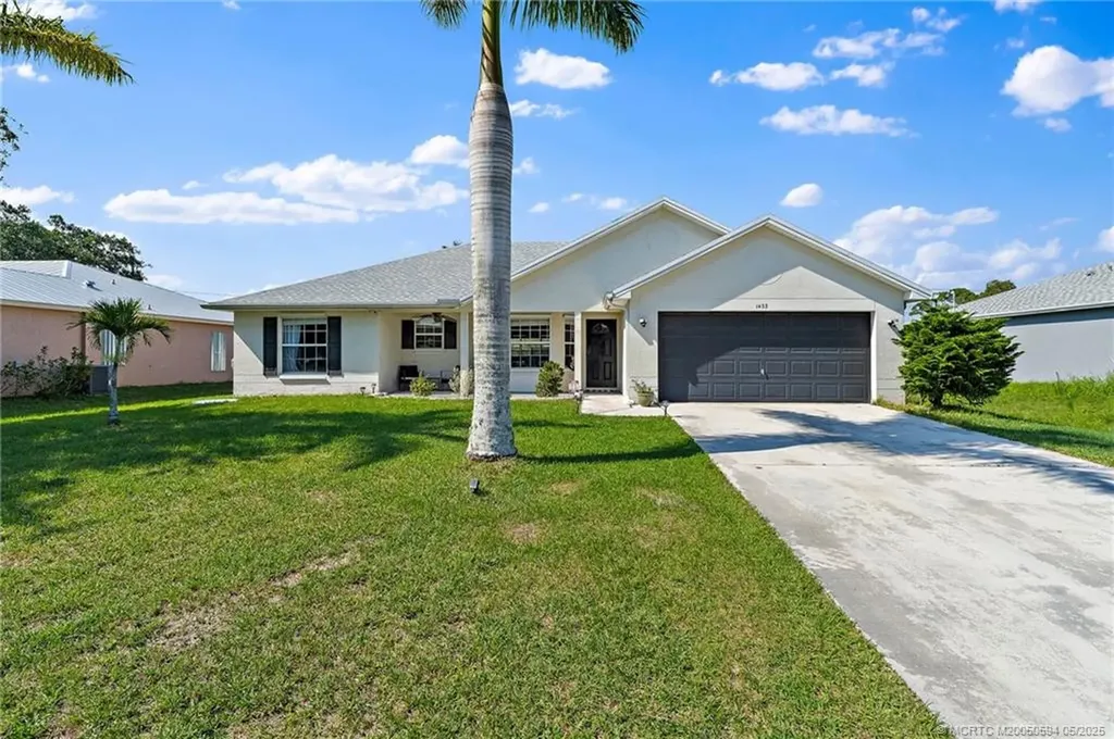 1433 SW Flounder Lane Port Saint Lucie FL 34953