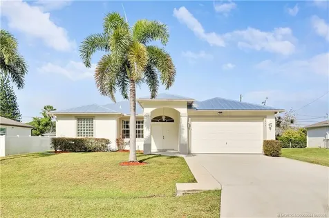 1842 SW Lennox Street Port St Lucie FL 34953