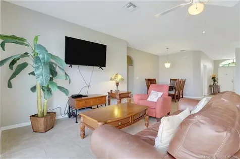 1842 SW Lennox Street Port St Lucie FL 34953