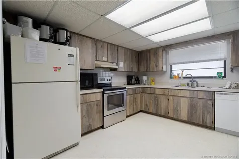 7970 SE Villa Circle Hobe Sound FL 33455