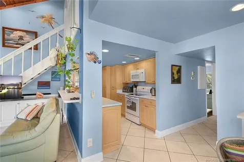 324 NE Golfview Circle Stuart FL 34996