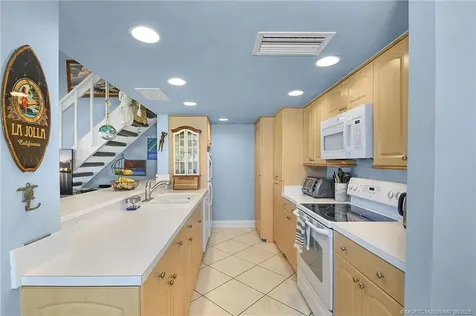 324 NE Golfview Circle Stuart FL 34996