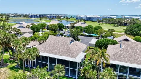 324 NE Golfview Circle Stuart FL 34996