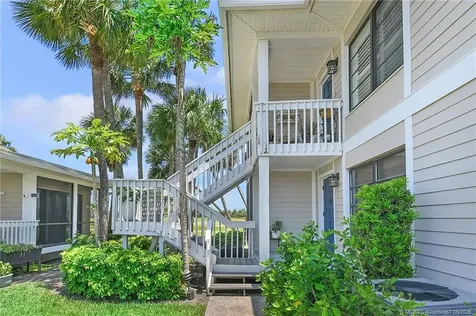 324 NE Golfview Circle Stuart FL 34996