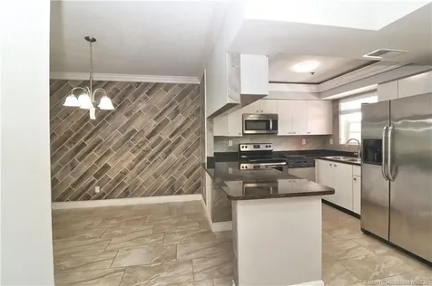 2950 SE Ocean Boulevard Stuart FL 34996