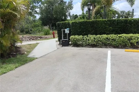 2950 SE Ocean Boulevard Stuart FL 34996