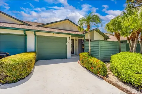 6785 SE Bunker Hill Drive Hobe Sound FL 33455