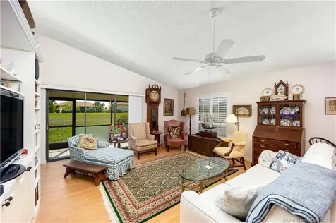 6785 SE Bunker Hill Drive Hobe Sound FL 33455