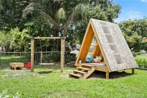 1420 SE San Ignacio Lane Port St Lucie FL 34952