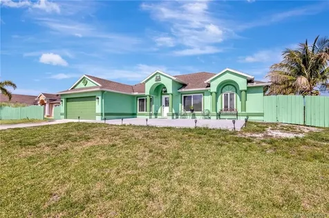 1985 SW Beard Street Port St Lucie FL 34953