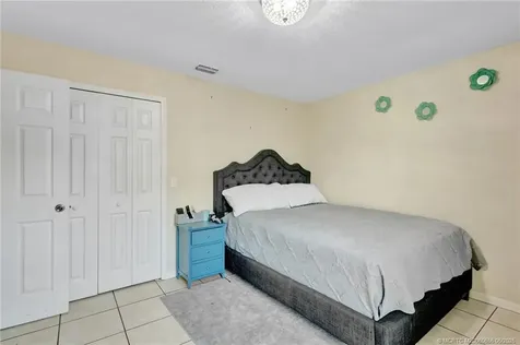 1985 SW Beard Street Port St Lucie FL 34953