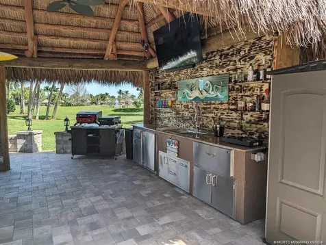 395 NW Boundary Drive Port Saint Lucie FL 34986