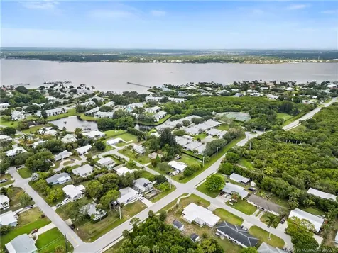 2194 NW Tilia Trail Stuart FL 34994
