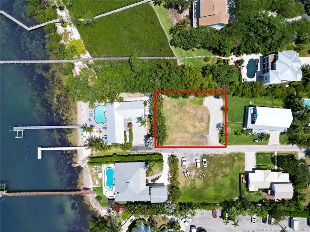 5157 NE Shore Village Terrace Stuart FL 34996