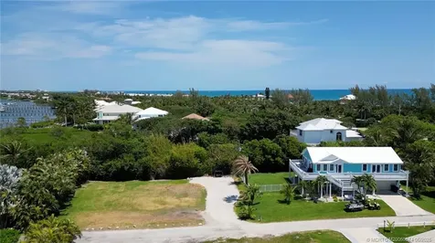 5157 NE Shore Village Terrace Stuart FL 34996