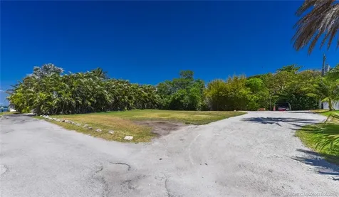 5157 NE Shore Village Terrace Stuart FL 34996