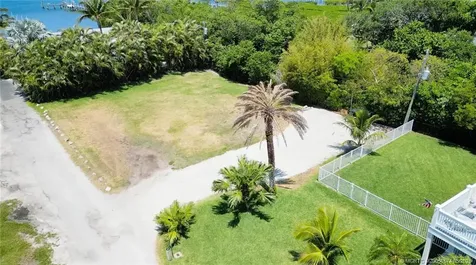 5157 NE Shore Village Terrace Stuart FL 34996