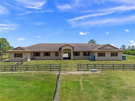 2393 SW Trailside Path Stuart FL 34997