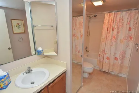 5760 SE Windsong Lane Stuart FL 34997